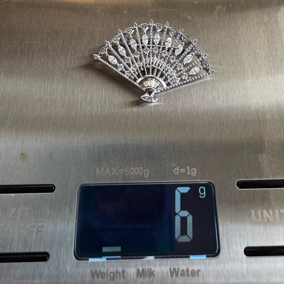 Sparkly sterling silver convertible fan pendant - Picture 8 of 8